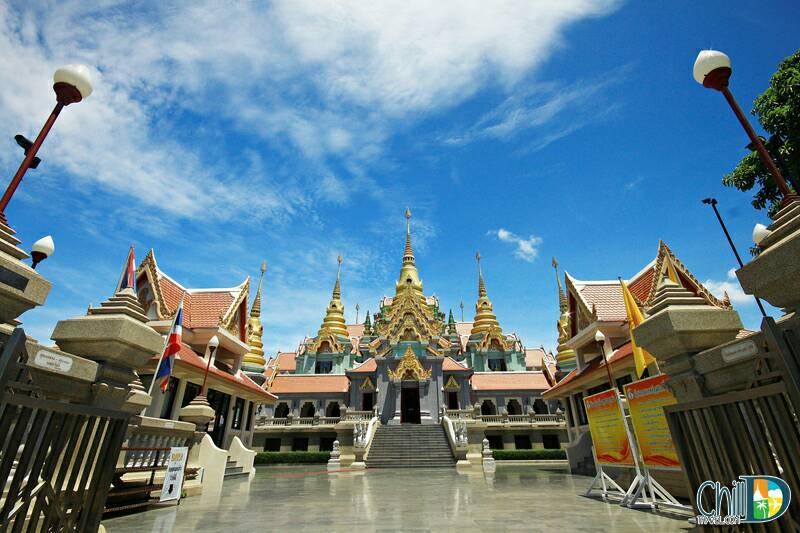 The Win Hotel Bang Saphan Bagian luar foto